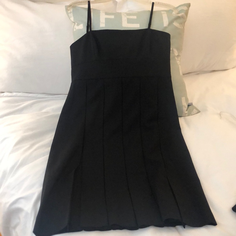 Theory Raquel Black Pleated Dress | Women’s Size 4 | never worn